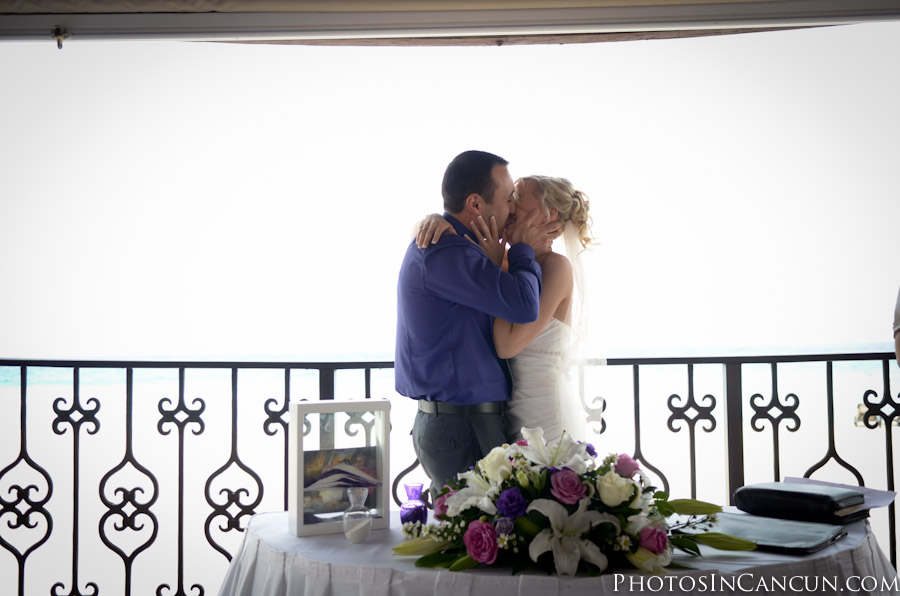 https://www.photosincancun.com/ The-Royal-Cancun-Wedding-Photographer