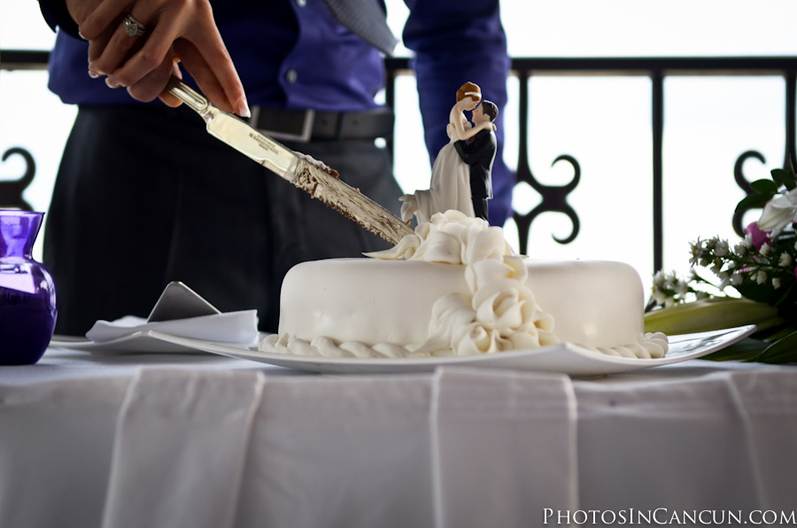 https://www.photosincancun.com/ The-Royal-Cancun-Wedding-Photographer