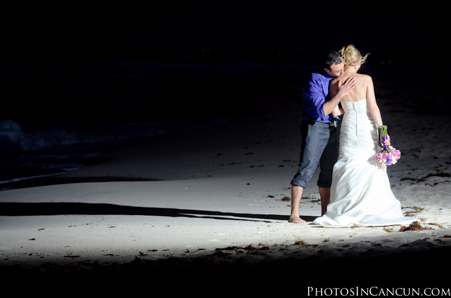 https://www.photosincancun.com/ The-Royal-Beach-Photographers