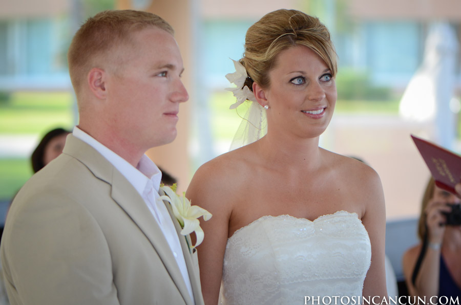 www.photosincancun.com Moon Palace Chapel Wedding Photos