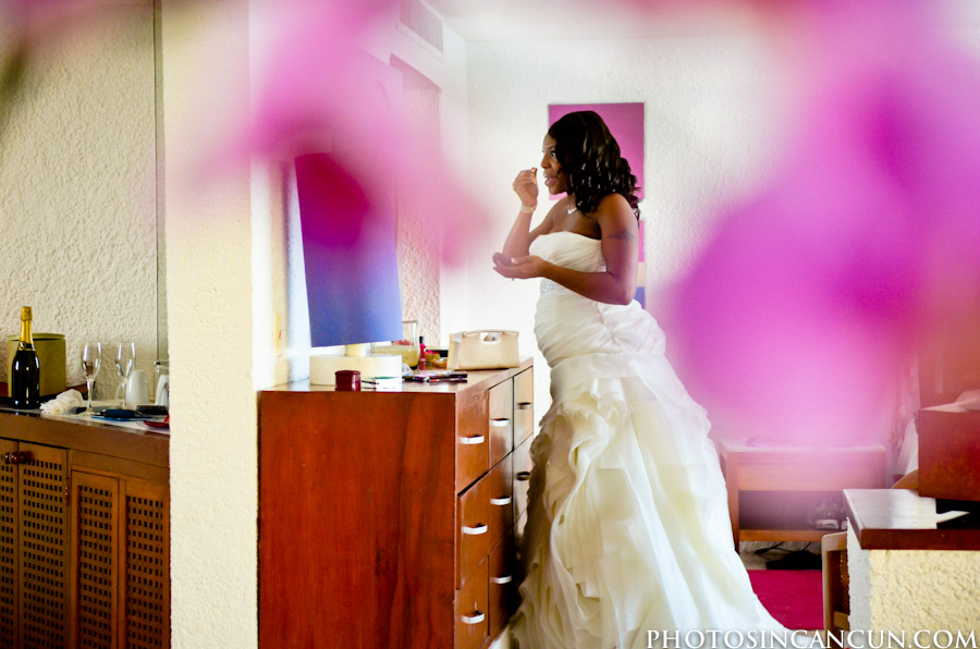 Photos In Cancun - Dreams Cancun Wedding Photographer