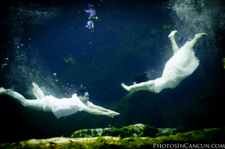 Photos In Cancun - Cave Cenote TTD + Underwater Photography