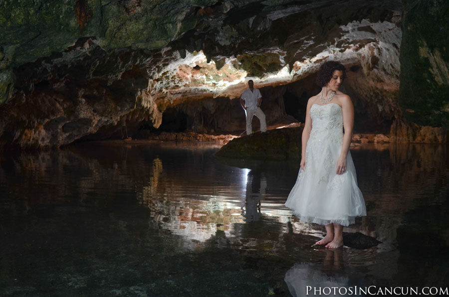https://www.photosincancun.com/ Photos In Cancun - Cave Cenote TTD + Underwater Photography