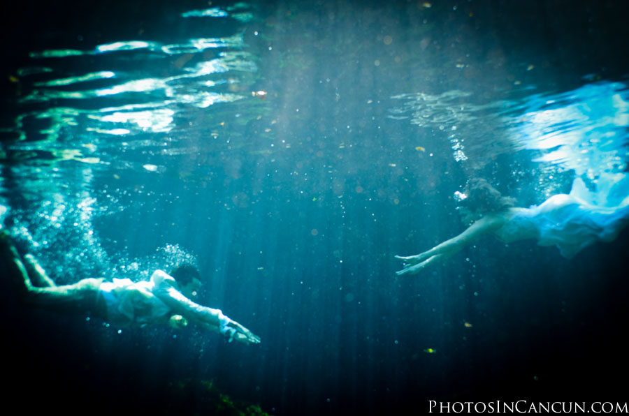 https://www.photosincancun.com/ Photos In Cancun - Sunrise Bridal Session - Underwater Trash The Dress