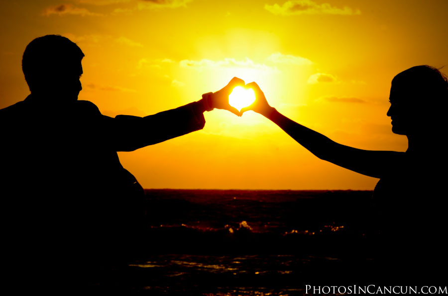 https://www.photosincancun.com/ Photos In Cancun - Sunrise Bridal Session - Underwater Trash The Dress