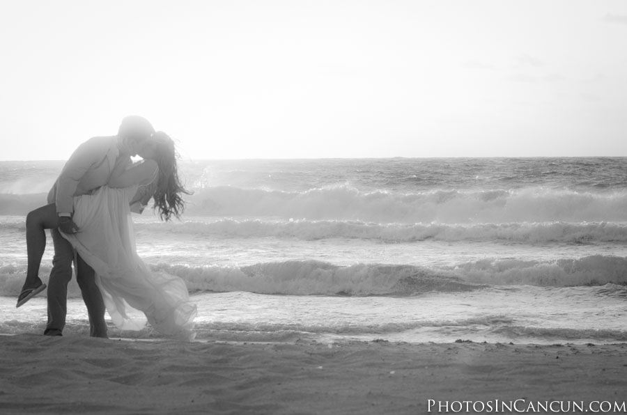 https://www.photosincancun.com/ Photos In Cancun - Sunrise Bridal Session - Underwater Trash The Dress
