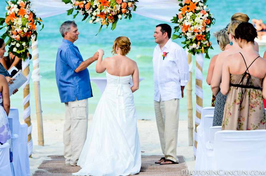 https://www.photosincancun.com/