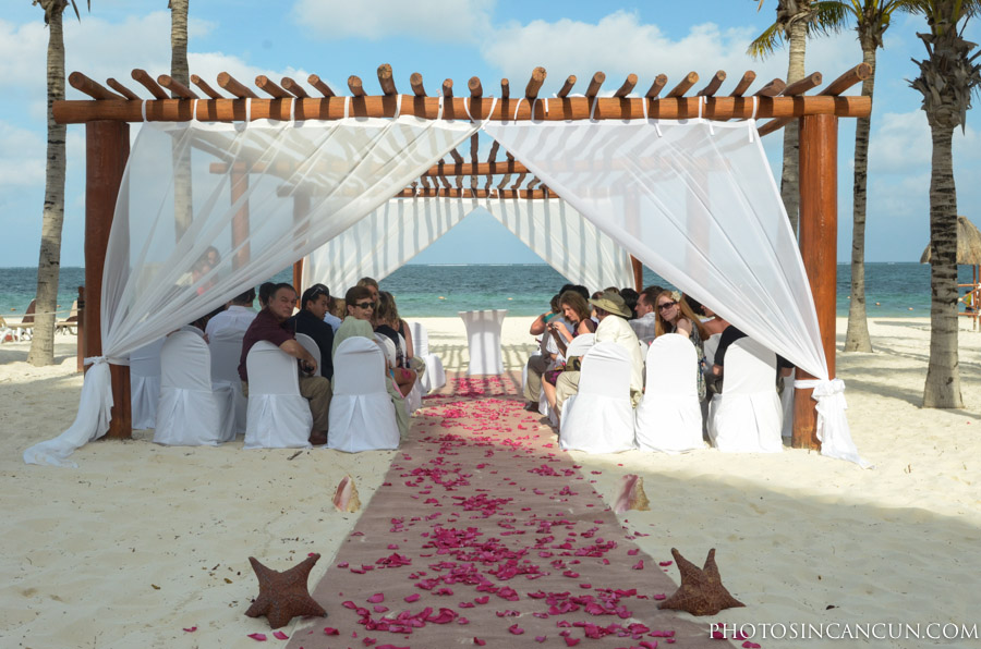 ©www.photosincancun.com