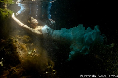 Trash The Dress in Cancun Playa Del Carmen Cenotes Mexico