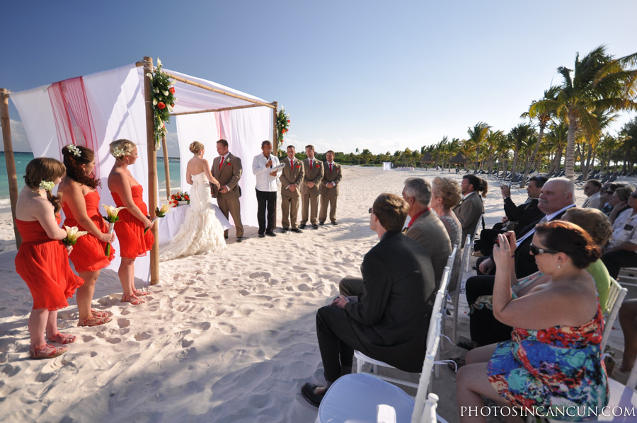 ©www.photosincancun.com