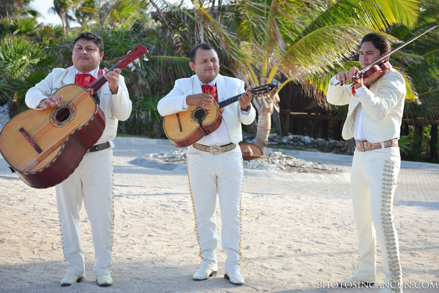 ©www.photosincancun.com
