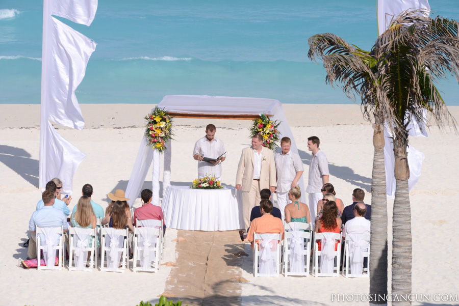 ©www.photosincancun.com
