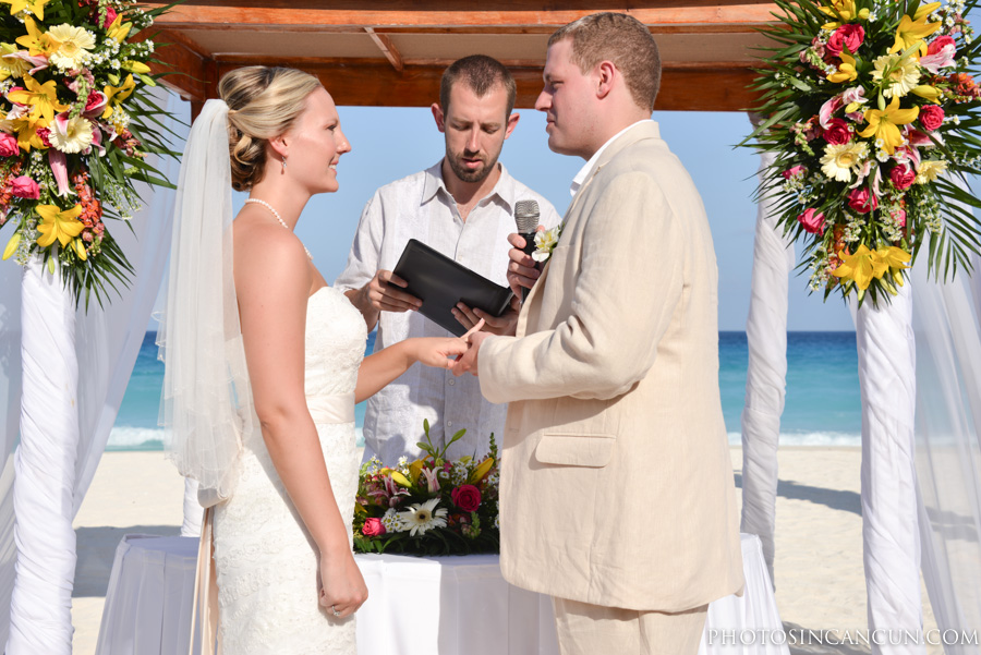 ©www.photosincancun.com