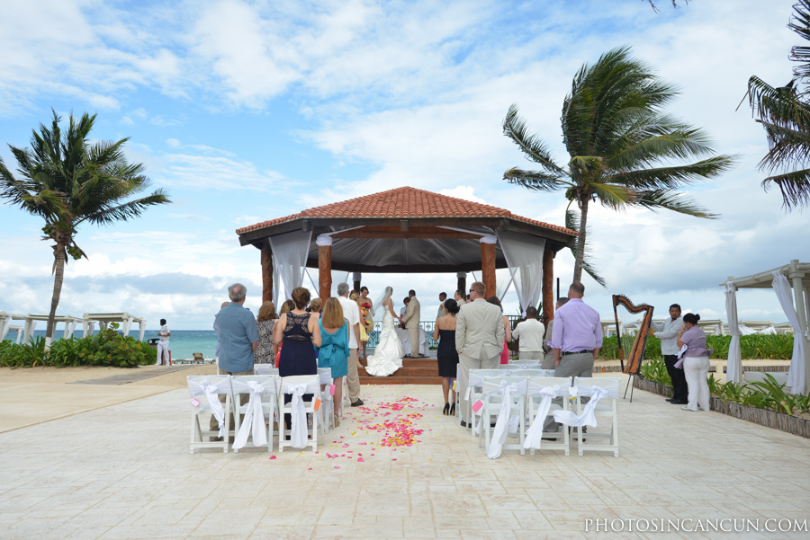 ©www.photosincancun.com