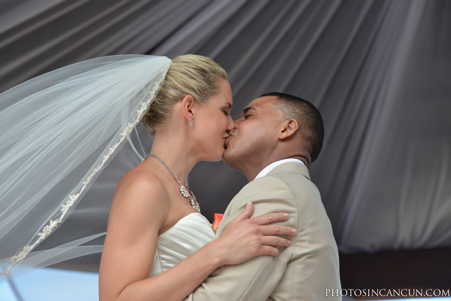 ©www.photosincancun.com