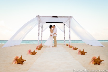 Secrets The Vine Cancun – Elopement Photography post image