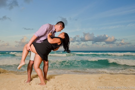 Cancun Engagement Beach Photo Session post image