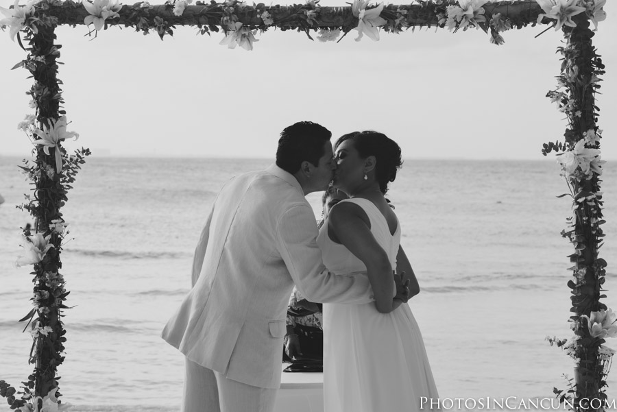 https://www.photosincancun.com/