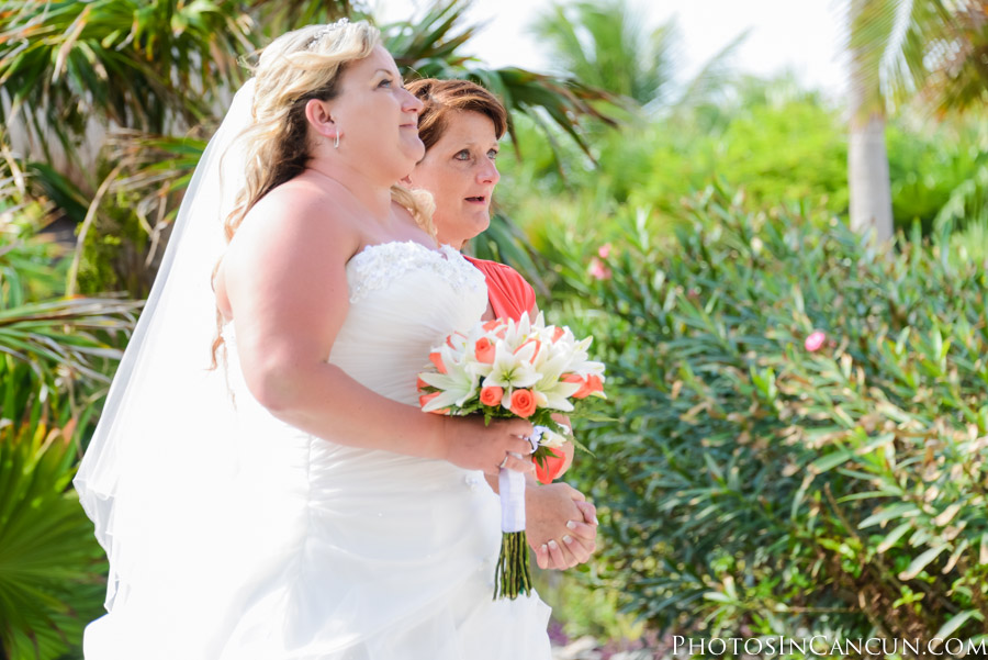 Grand Sirenis Wedding Photos