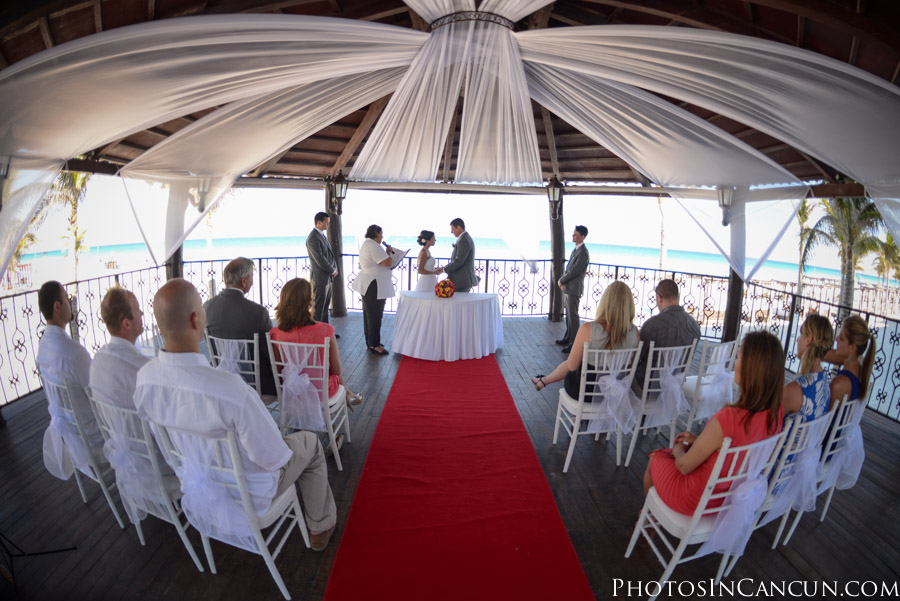 https://www.photosincancun.com/