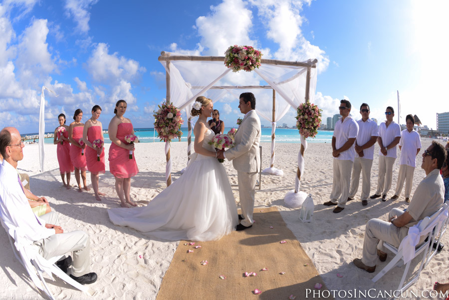 https://www.photosincancun.com/