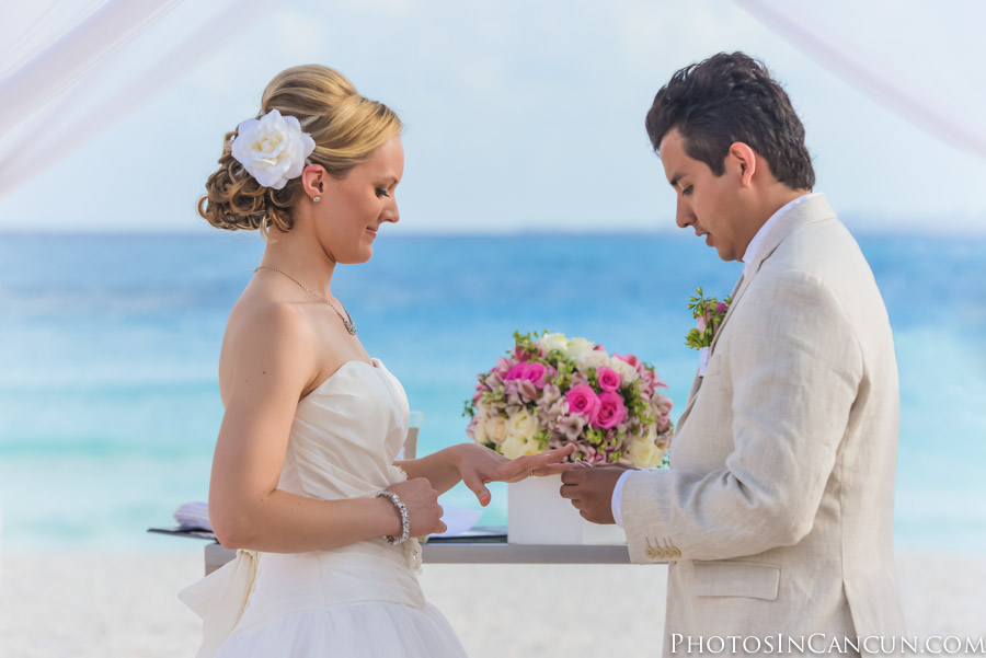 https://www.photosincancun.com/