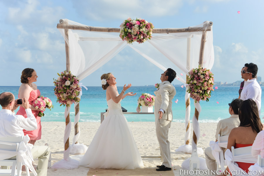 https://www.photosincancun.com/