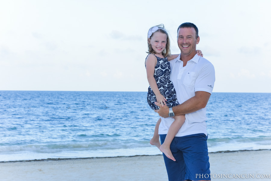 family photos in cancun