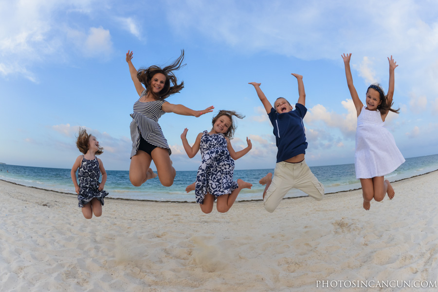 family photos in cancun