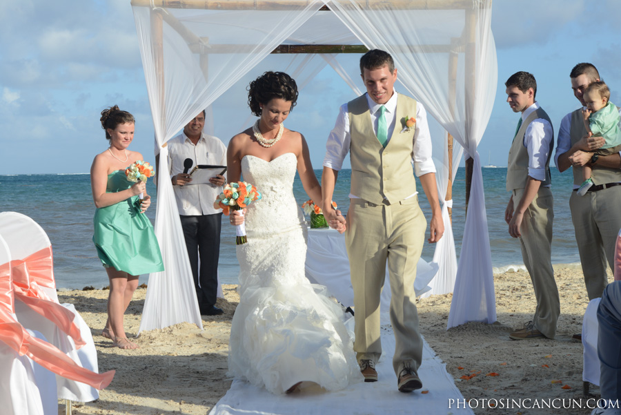 Now Sapphire Wedding Photograher Beach Wedding