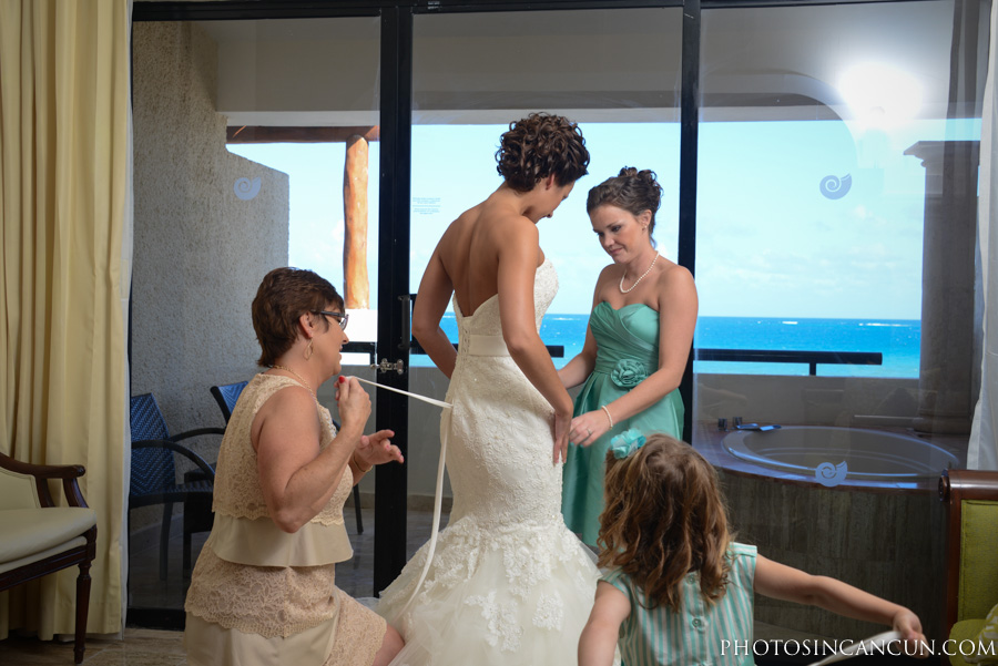 Now Sapphire Wedding Photograhy Getting Ready