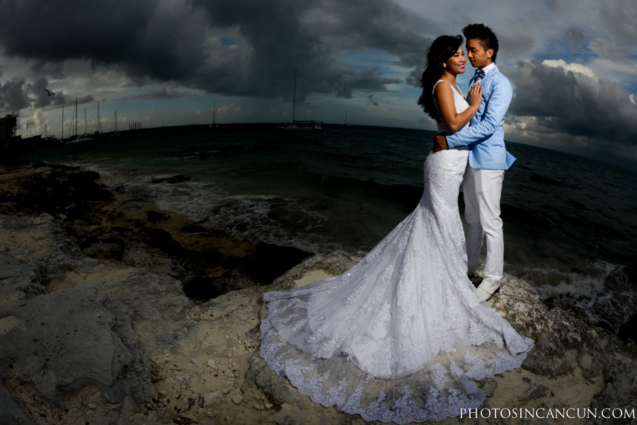 Pre Wedding Cancun Beach Wedding Photo Session post image