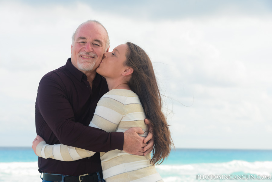 Cancun Family Sunset Photo Session