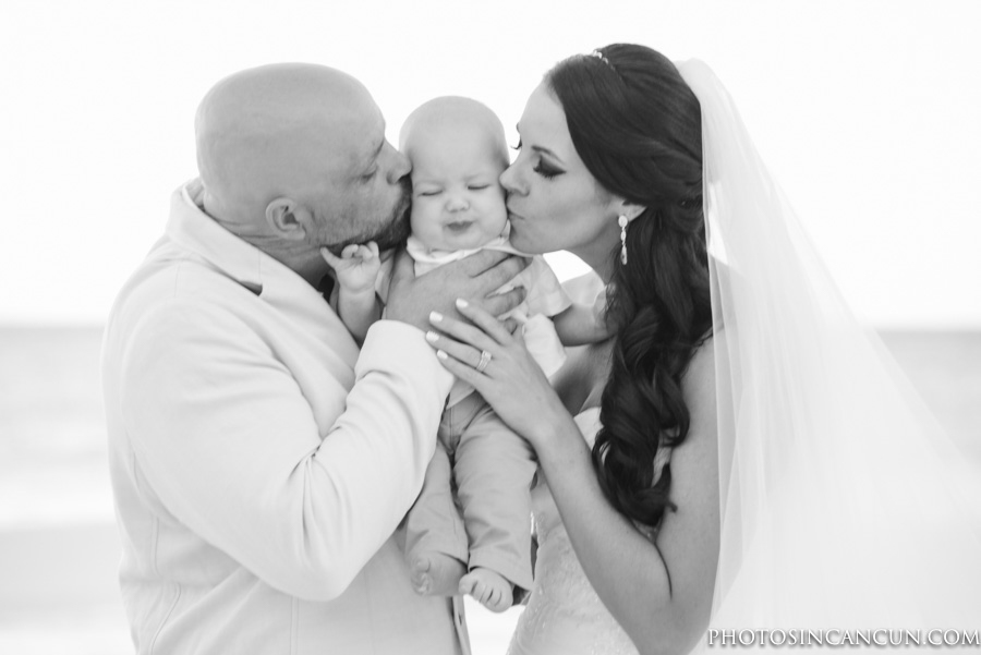 Crown Paradise Club Cancun Wedding Photographer
