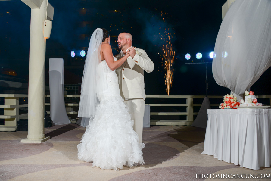 Crown Paradise Beach Club Cancun Wedding