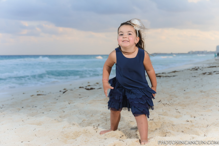 The Royal Caribbean Cancun Mexico Family Photographer