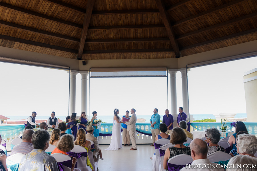 Laguna Azul Varadero Cuba Wedding Photographer