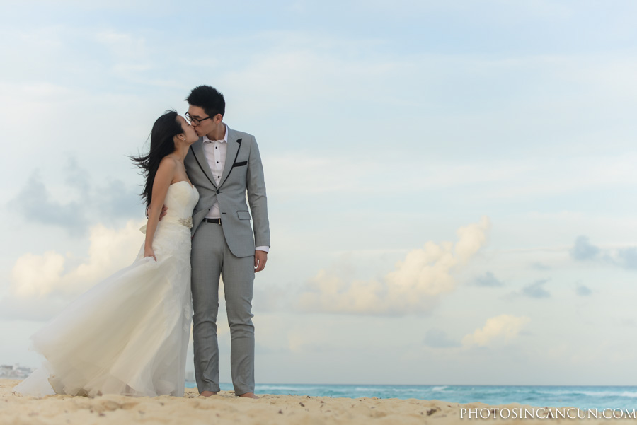 Secrets The Vine Couples Beach Photographer