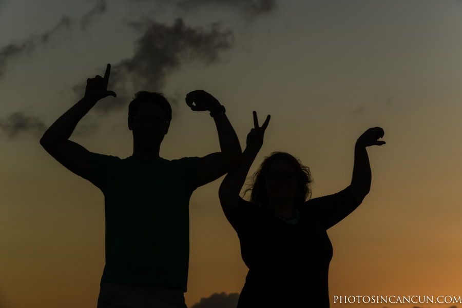 Cancun Pro Photographer for Beach Photos