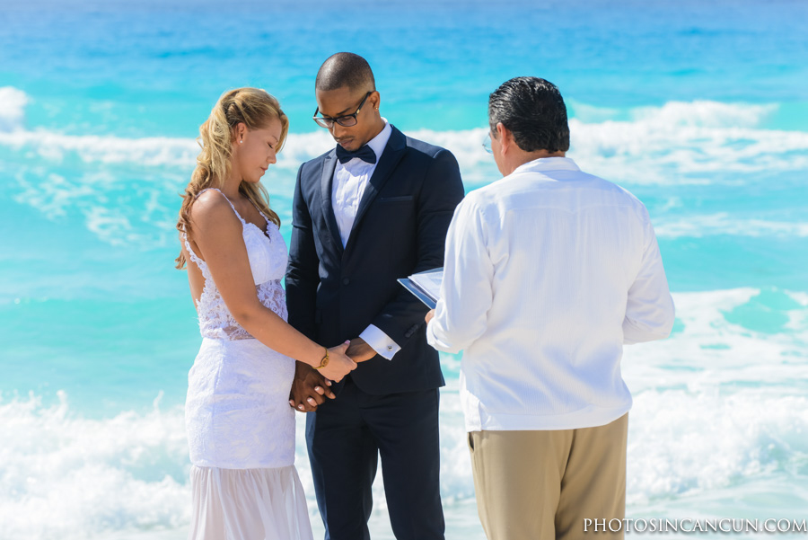 Eloped in Cancun with the Best Photographers